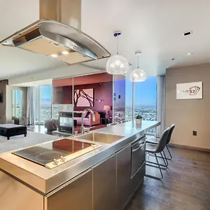 Vegas Palms High 52nd Fl. 1bdr Corner Penthouse 1220sqft , Las Vegas United States
